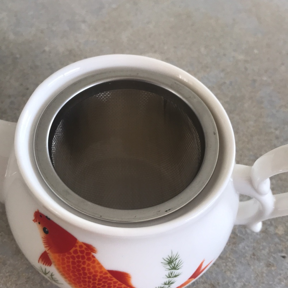 Chinese Koi Fish Tea Set - Picture 7 of 8